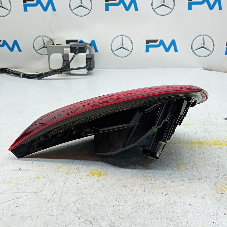 MERCEDES GLA X156 DRIVER RIGHT OS REAR INNER TAIL LIGHT A1569069000 2019 FMT279