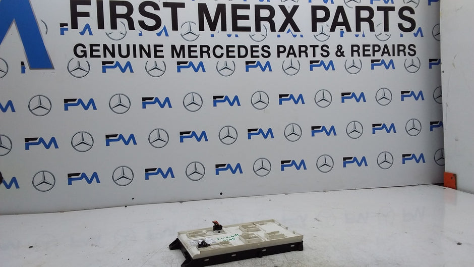 MERCEDES BENZ B-CLASS W246 BCM BODY CONTROL MODULE ECU A2469005612 FMR439