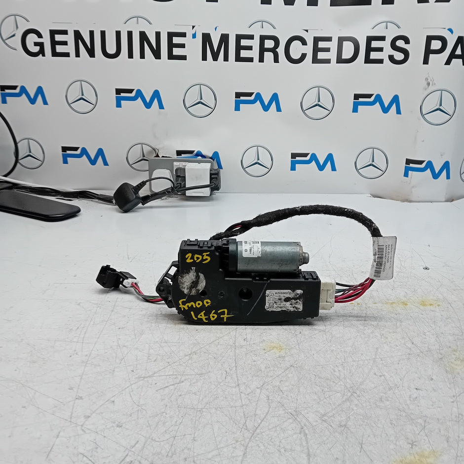 MERCEDES BENZ C-CLASS W205  SUNROOF MOTOR 2014 ON A2059001024  FM001467