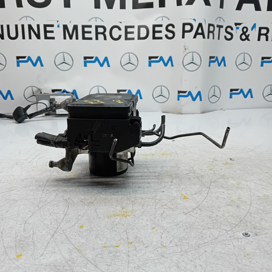 MERCEDES BENZ C-C-CLASS W204 ABS PUMP CONTROL MODULE UNIT A1729011400 FM001462
