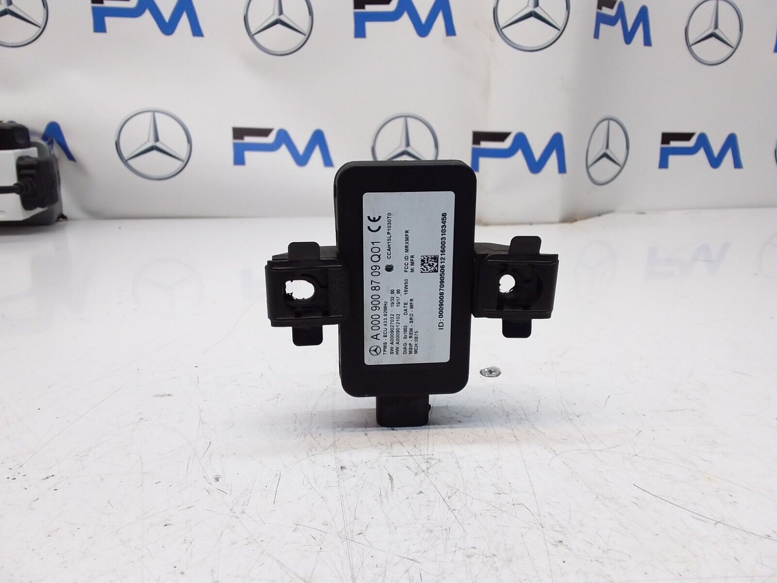 MERCEDES E-CLASS W213 TYRE PRESSURE MONITORING SENSOR A0009008709 FM00458