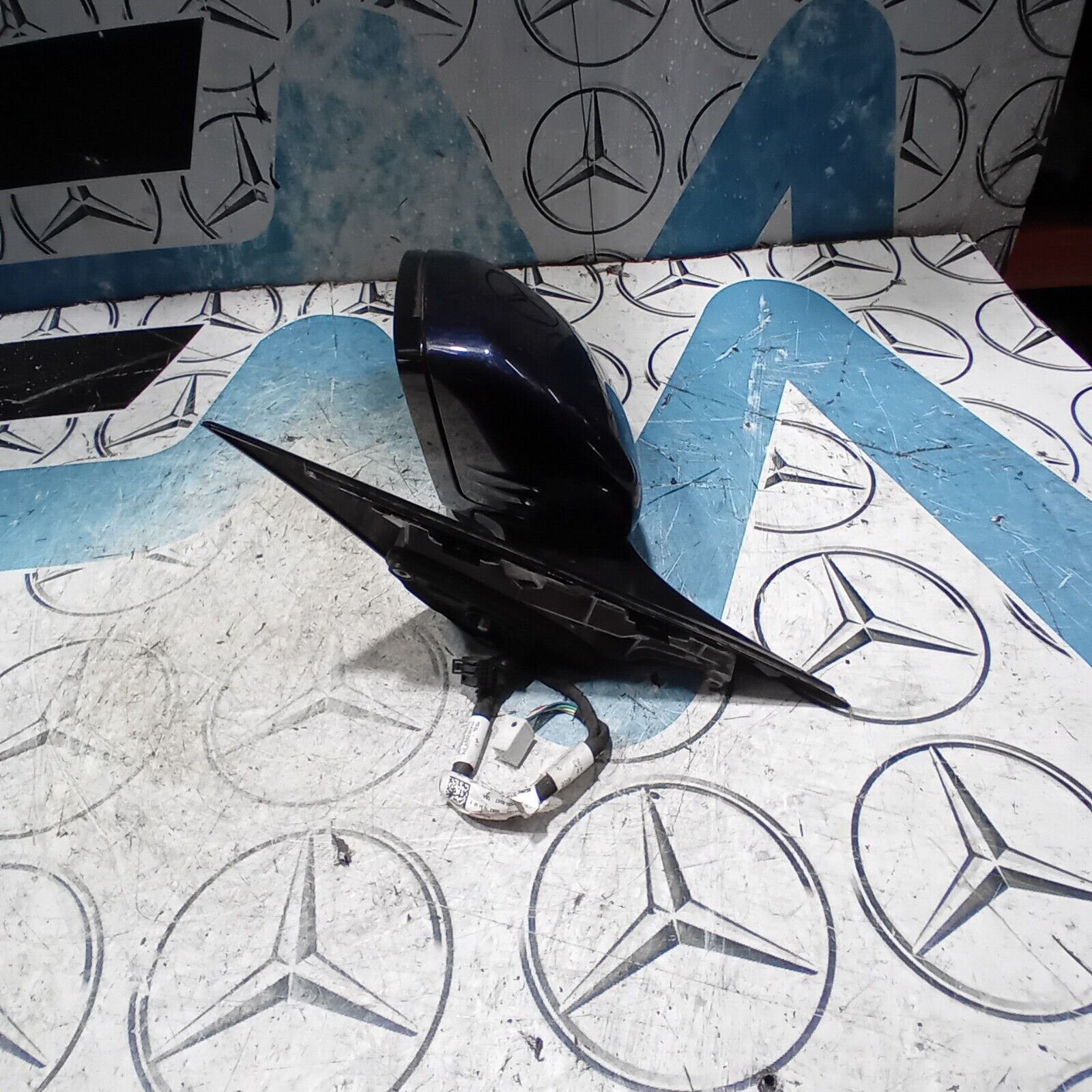 2016 MERCEDES  C-CLASS W213 AMG LEFT SIDE POWER FOLD WING MIRROR BLUE 2138102500
