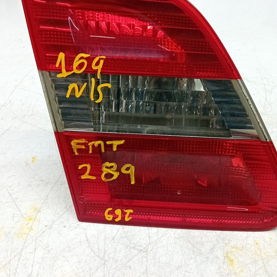 MERCEDES A-CLASS W169 PASSENGER LEFT  REAR TAIL LIGHT A1698201564 2004-12 FMT289