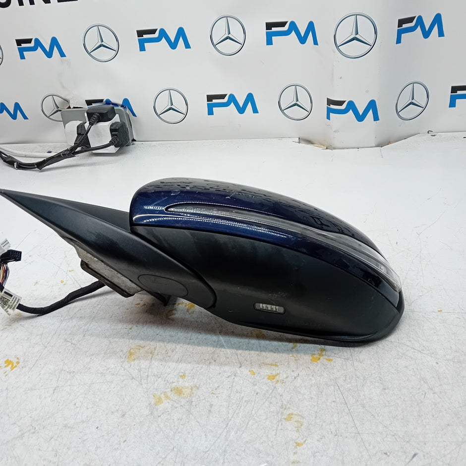 MERCEDES C-CLASS  W205 PASSENGER SIDE WING MIRROR A2058104702 BLUE FMM36