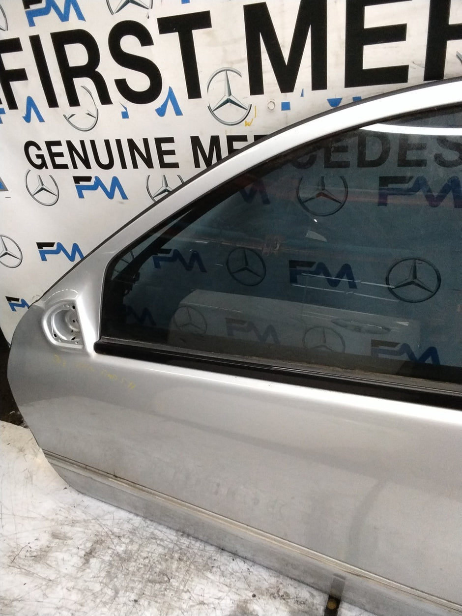 MERCEDES C-CLS W203 SLN PASSENGER FRONT DOOR NSF SILVER 2001-04  FMD591