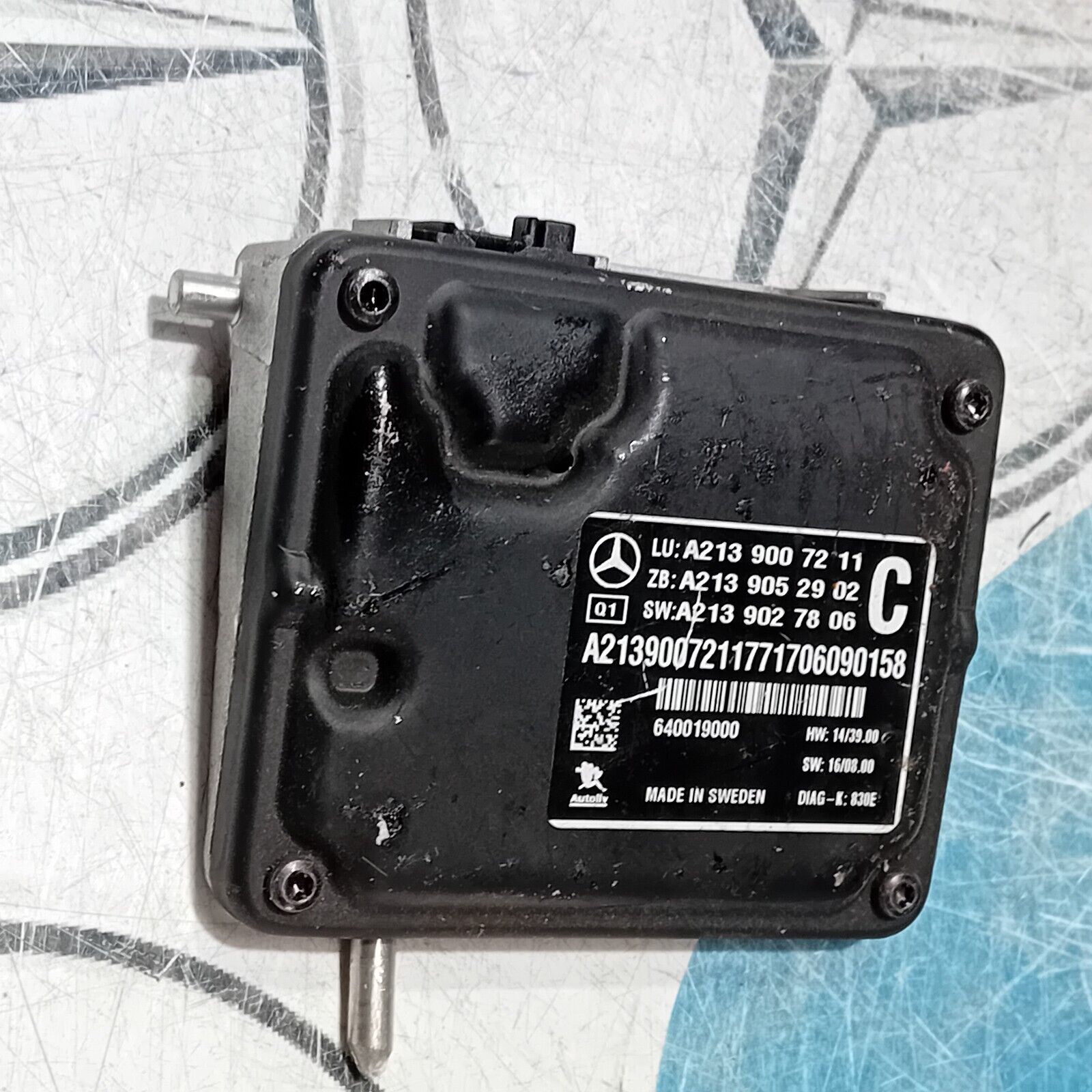2017/2023 MERCEDES BENZ E-CLASS W213 FRONT WINDSHIELD CAMERA CONTROL A2139007211