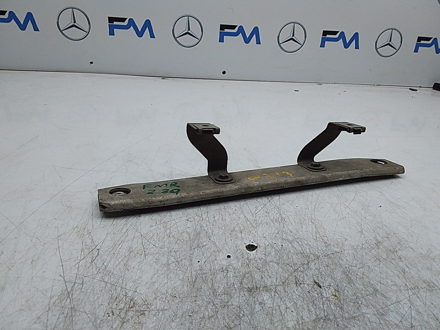 MERCEDES C-CLASS W205 BOTTOM STIFFENING BRACE MOUNT FMR239 A2056190025