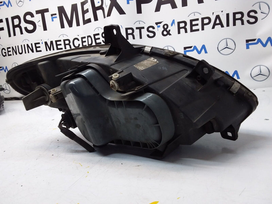 2003 MERCEDES V CLASS Viano W639 HEADLIGHT PASSENGER NS FMH107