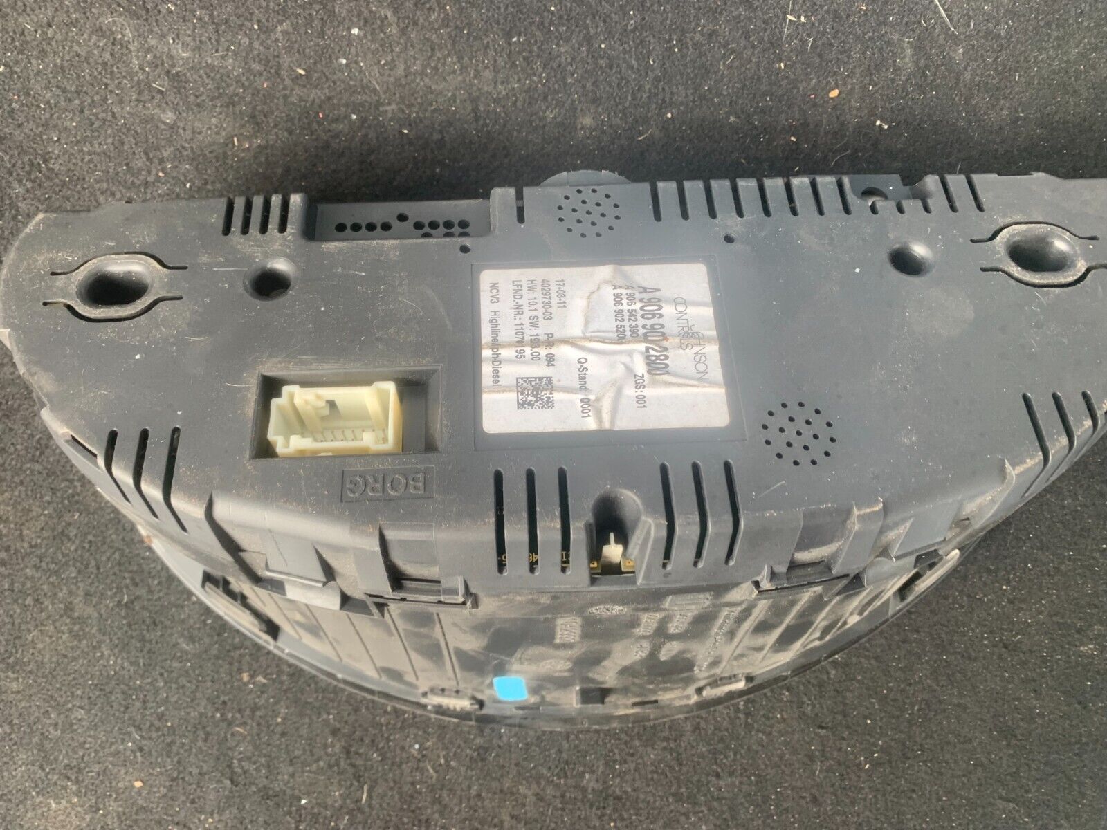 Mercedes sprinter w906 2014-2017 speedo clock instrument cluster A9069002800