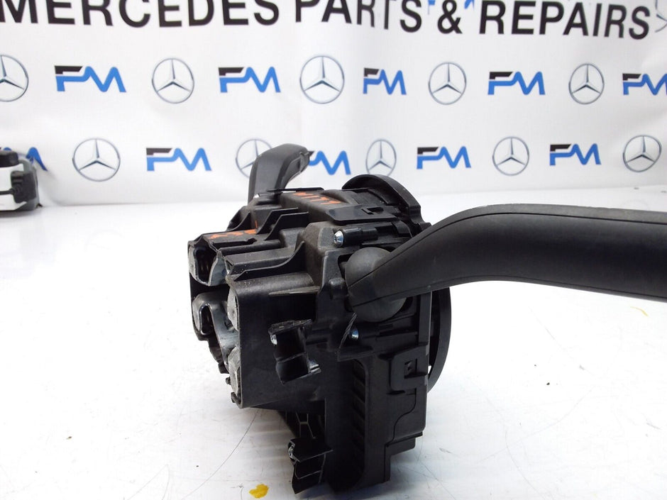 Mercedes  A-CLASS W177 INDICATOR/WIPER GEAR SELECT + SQUIB 10139371 2018 FM00534