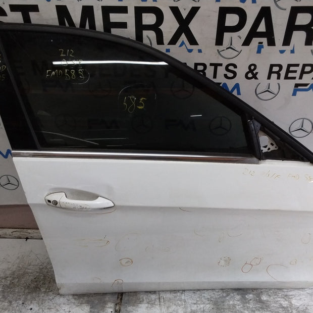 MERCEDES BENZ   E-CLASS W212  DRIVER FRONT DOOR OSF WHITE 2009-16  FMD585