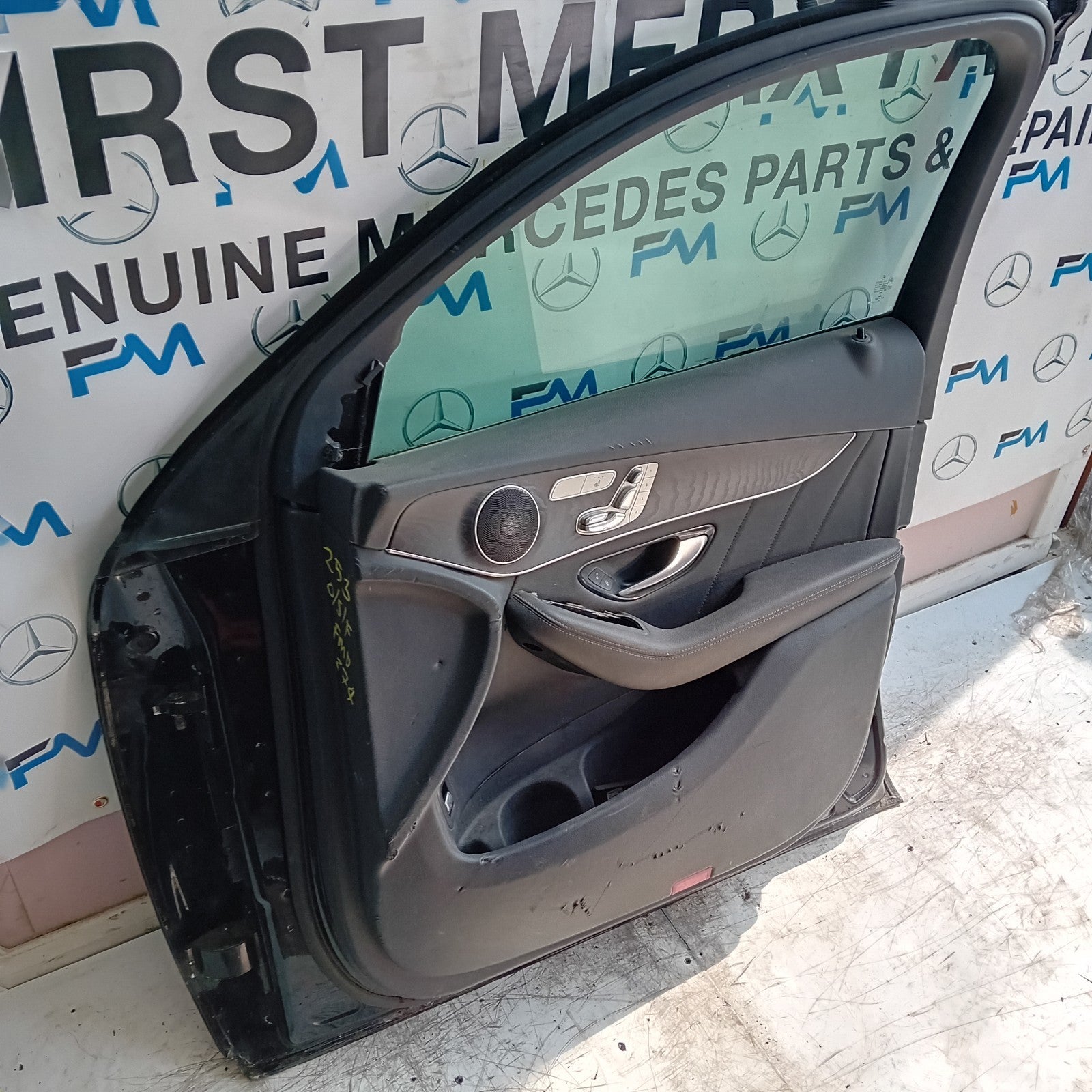 MERCEDES BENZ GLC X253 SLN DRIVER FRONT DOOR OSF 2016 ON BLACK COMPLETE FMD274