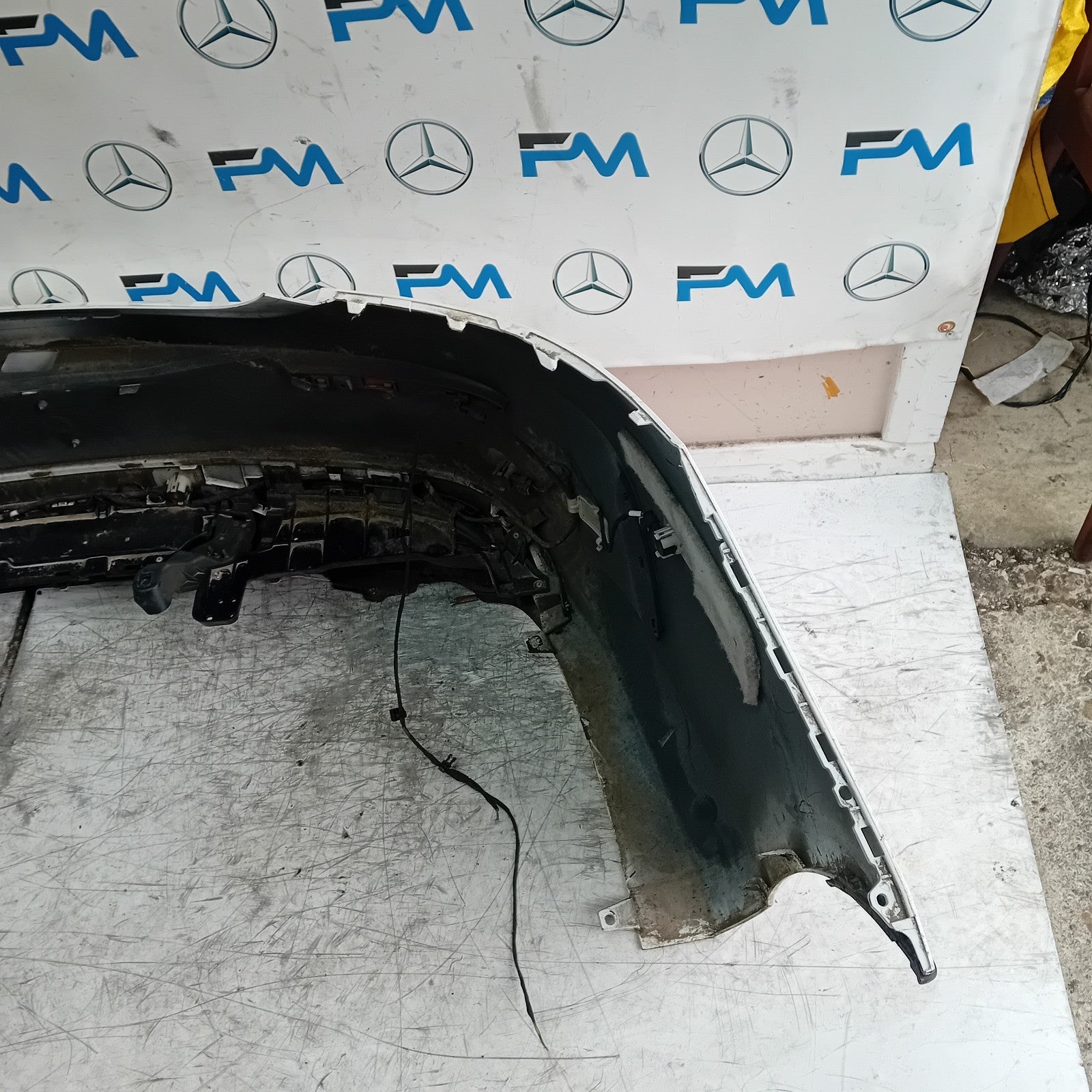 MERCEDES BENZ GLC W253 REAR BUMPER 2015 GREY COMPLETE A2538850200 FMX65