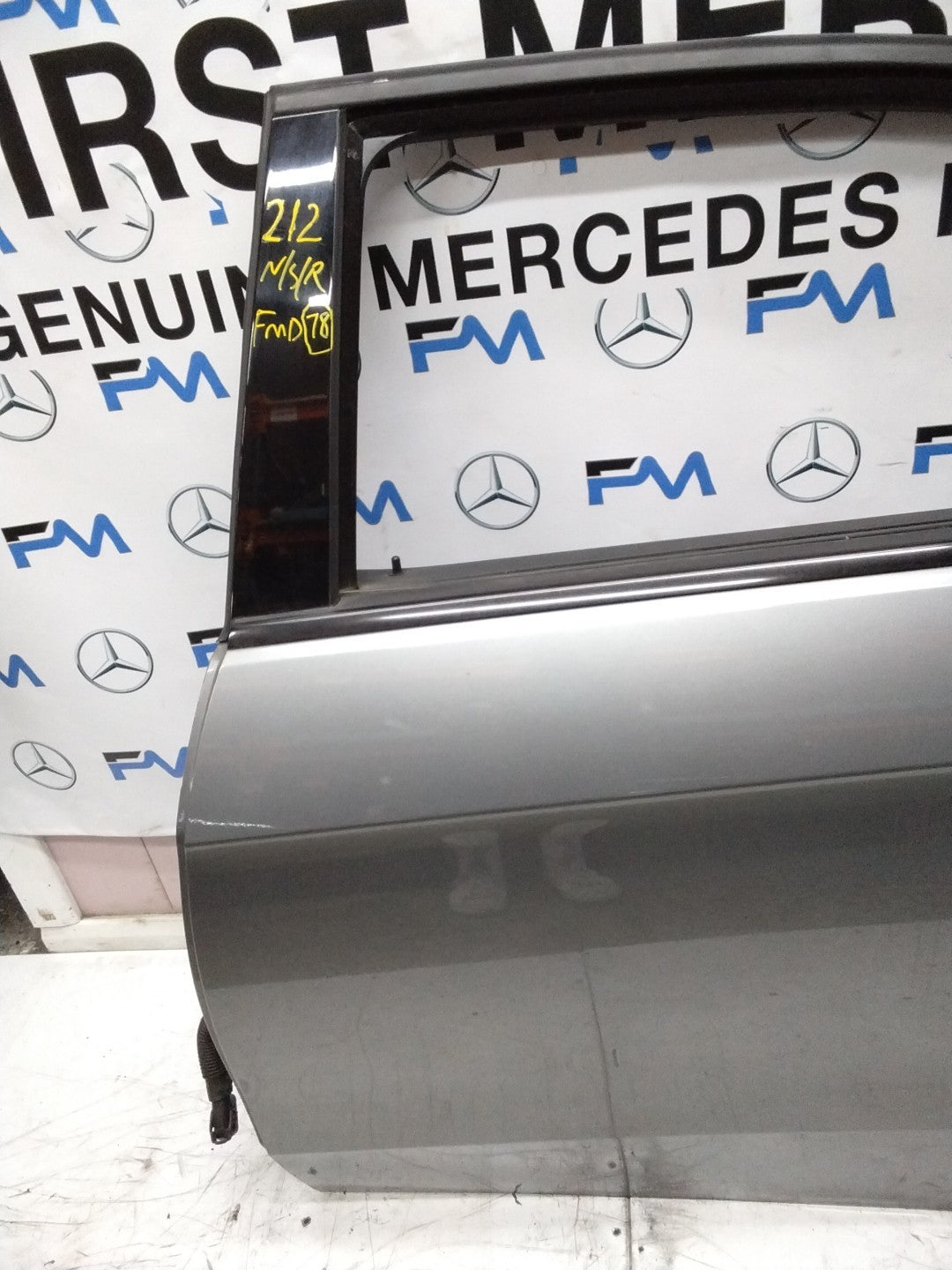 MERCEDES BENZ E-CLASS W212 PASSENGER SIDE REAR DOOR N/S/R COMPLETE SILVER FMD78