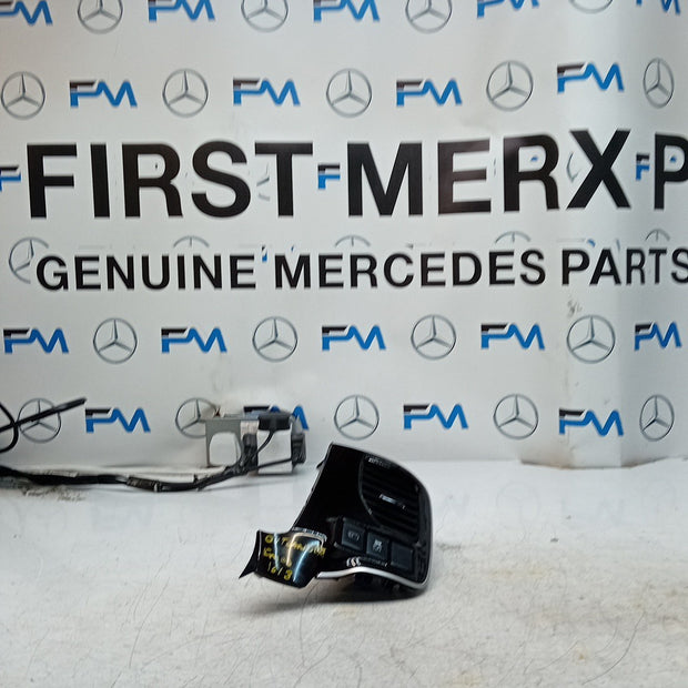 MITSUBISHI OUTLANDER MK3 DASHBOARD AIR VENT + SWITCH 8030A202 FM001613