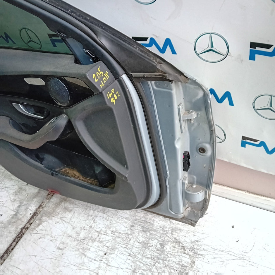 MERCEDES C-CLASS W205 PASSENGER FRONT DOOR NSF 2014 ON COMPLETE FMD382