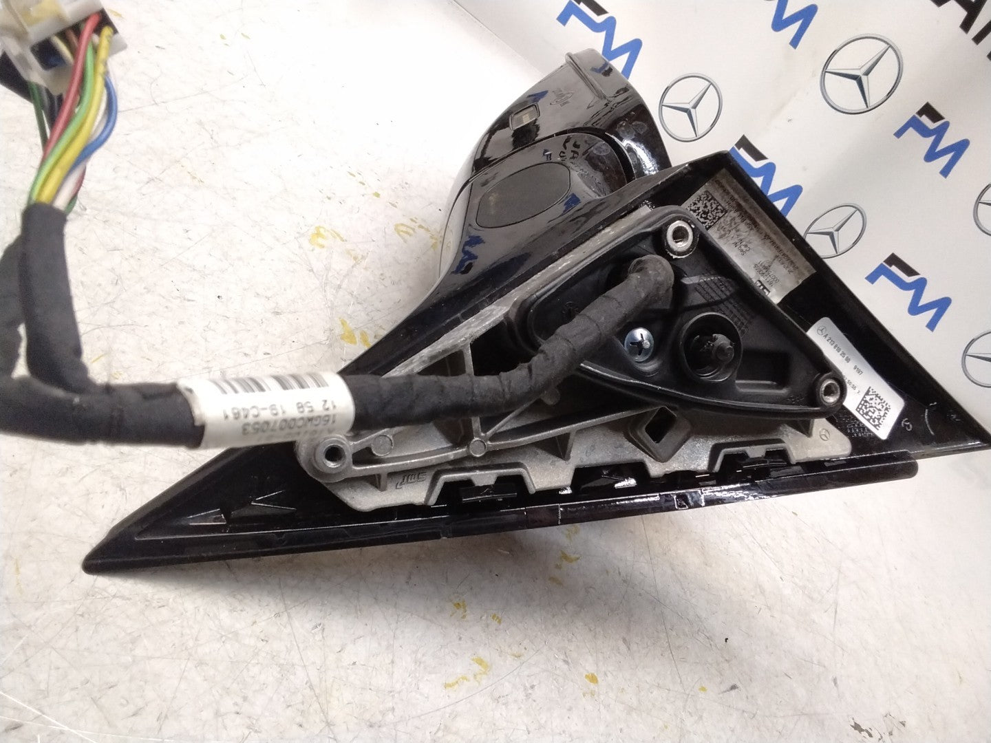 MERCEDES E-CLASS 2016 On W213 PASSENGER SIDE WING MIRROR A2138102500 BLACK FMM15