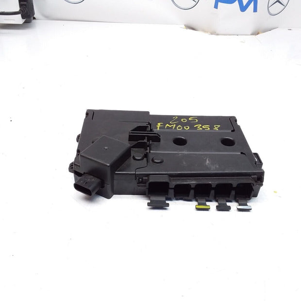 Mercedes C-Class W205 Front Inboard Fuxebox Module Unit A2055402850 FM00358