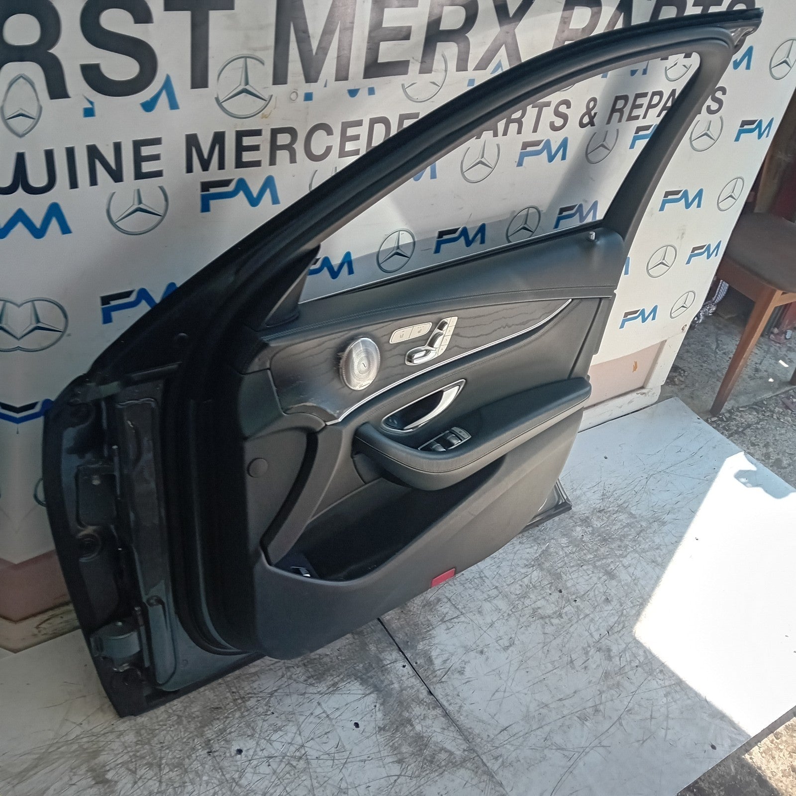 MERCEDES E-CLASS W213 DRIVER FRONT DOOR OSF 2016 ON GREY COMPLETE  FMD514