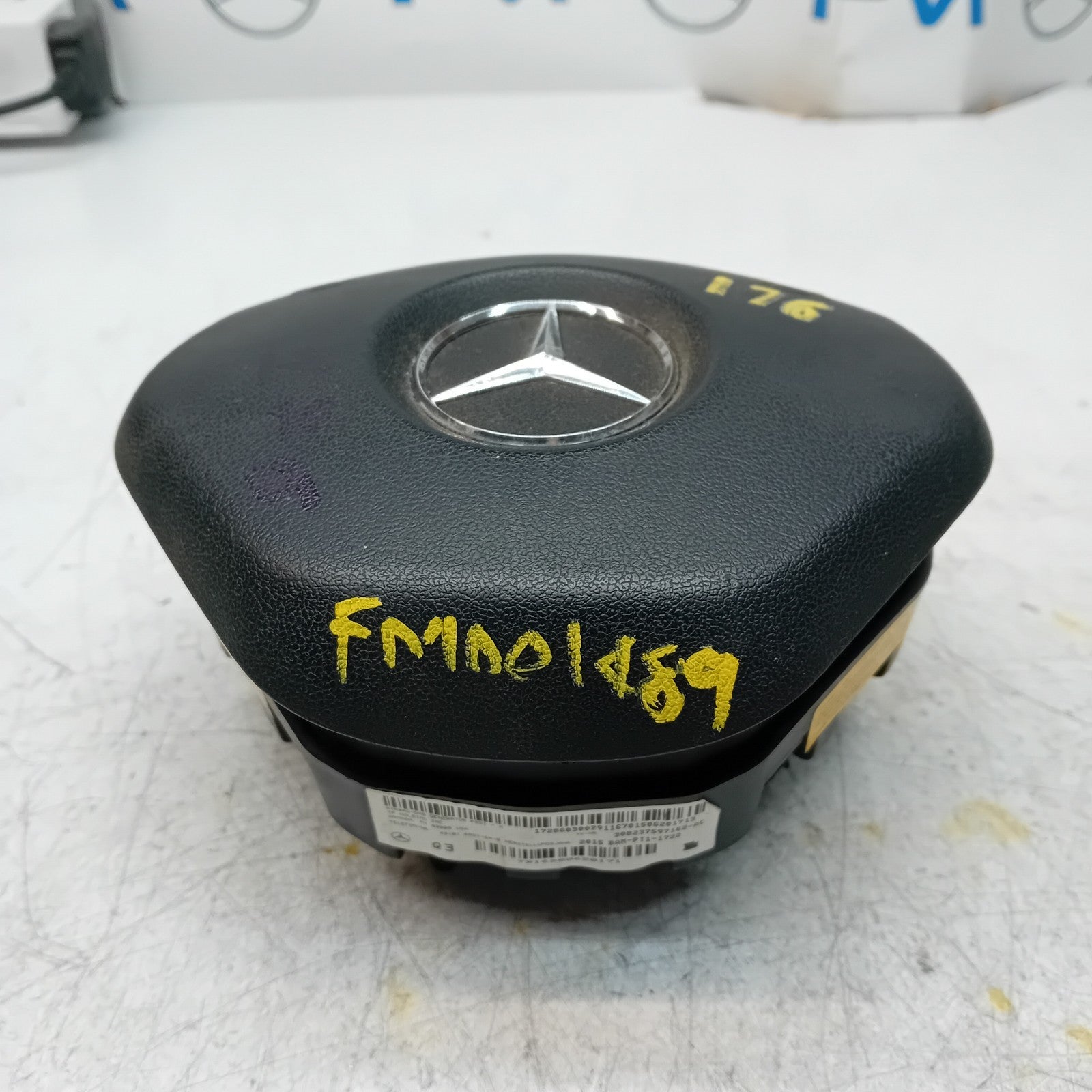 MERCEDES BENZ A-CLASS W176 STEERING WHEEL AIRBAG DRIVER OS RIGHT Q3 FM001489