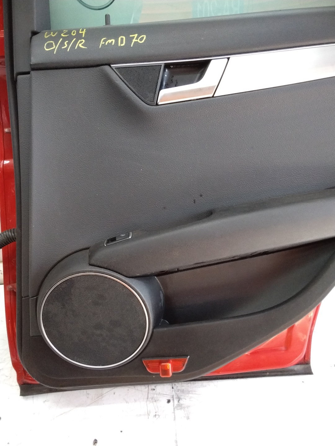 MERCEDES ESTATE C-CLASS W204 DRIVER  REAR DOOR O/S/R  RED & BLACK 2008-14 FMD70