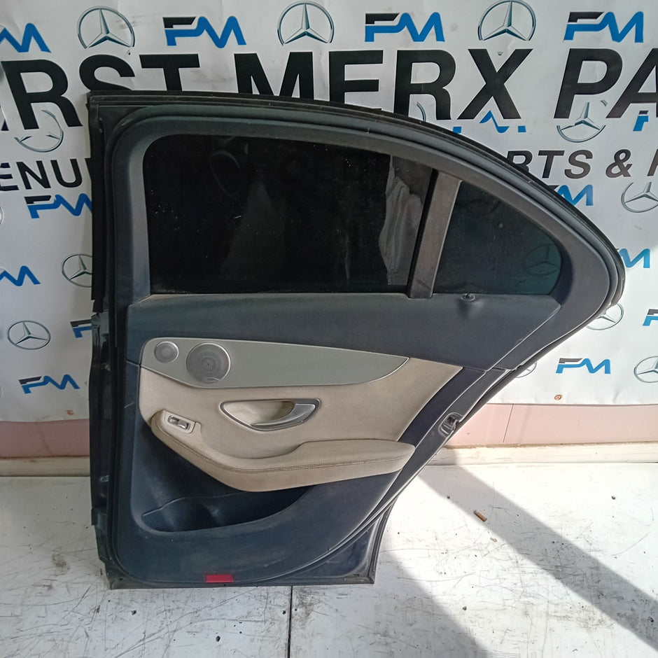 MERCEDES BENZ  C-CLASS W2O5 DRIVER SIDE REAR DOOR O/S/R COMPLETE GREY FMD108