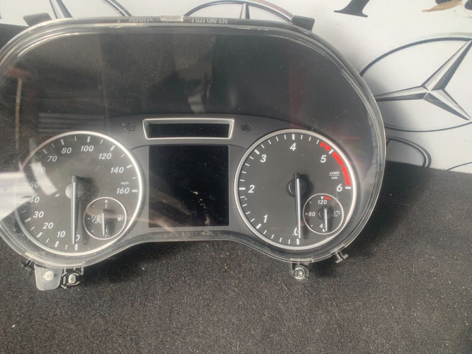 Mercedes W176 Diesel Speedo Clocks Instrument Cluster Trim Manual A1769009400