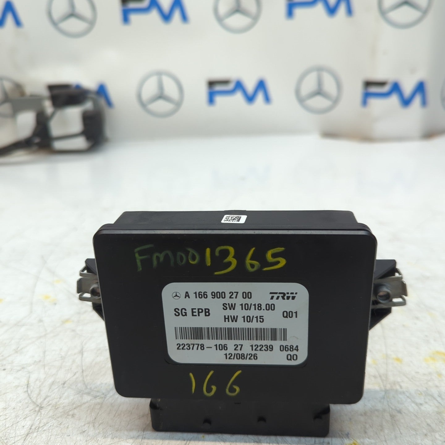 MERCEDES B-CLASS PARKING BRAKE CONTROL UNIT W166 A1669002700 FM001365