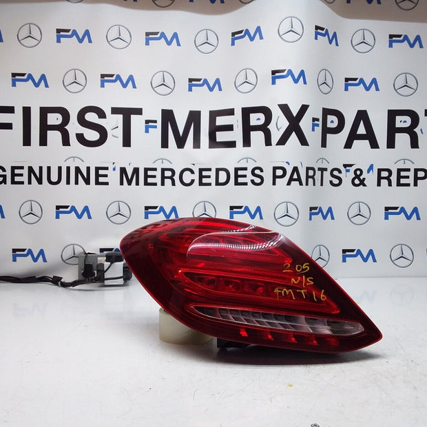 MERCEDES  C CLASS W205 REAR PASSENGER SIDE LED LIGHT A2059061357 FMT16 2016
