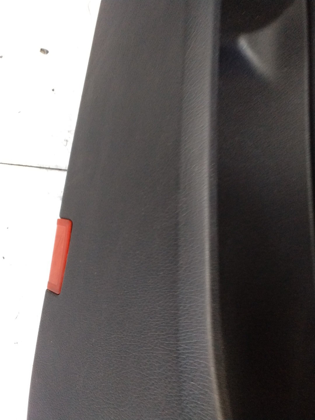 MERCEDES BENZ C-CLASS W205 DRIVER SIDE FRONT DOOR O/S/F COMPLETE WHITE  FMD88