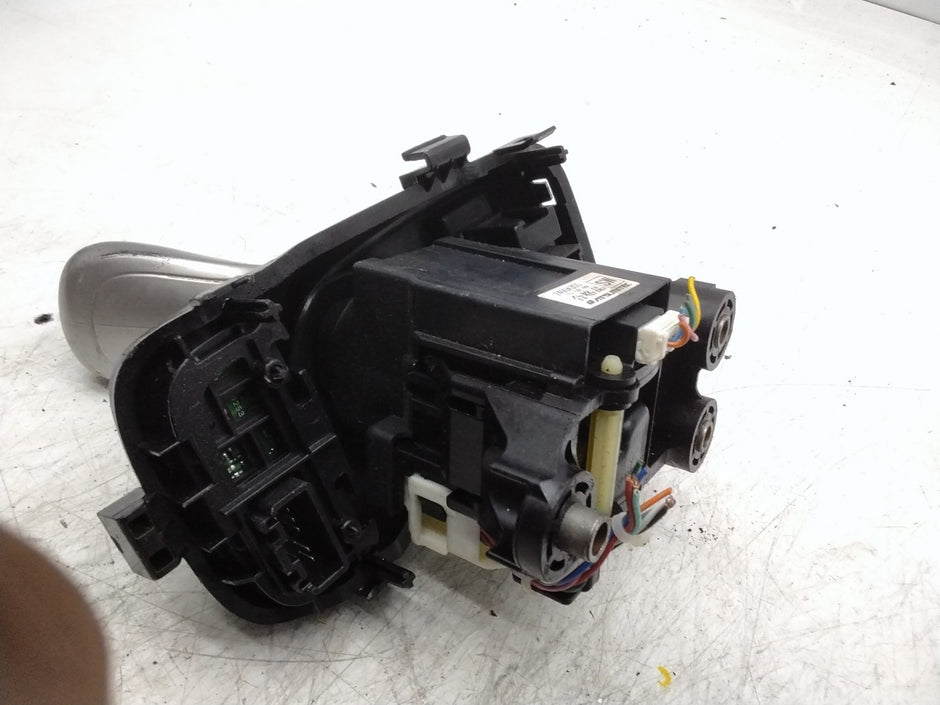 MITSUBISHI OUTLANDER GEAR STICK 2400A355 FMR47