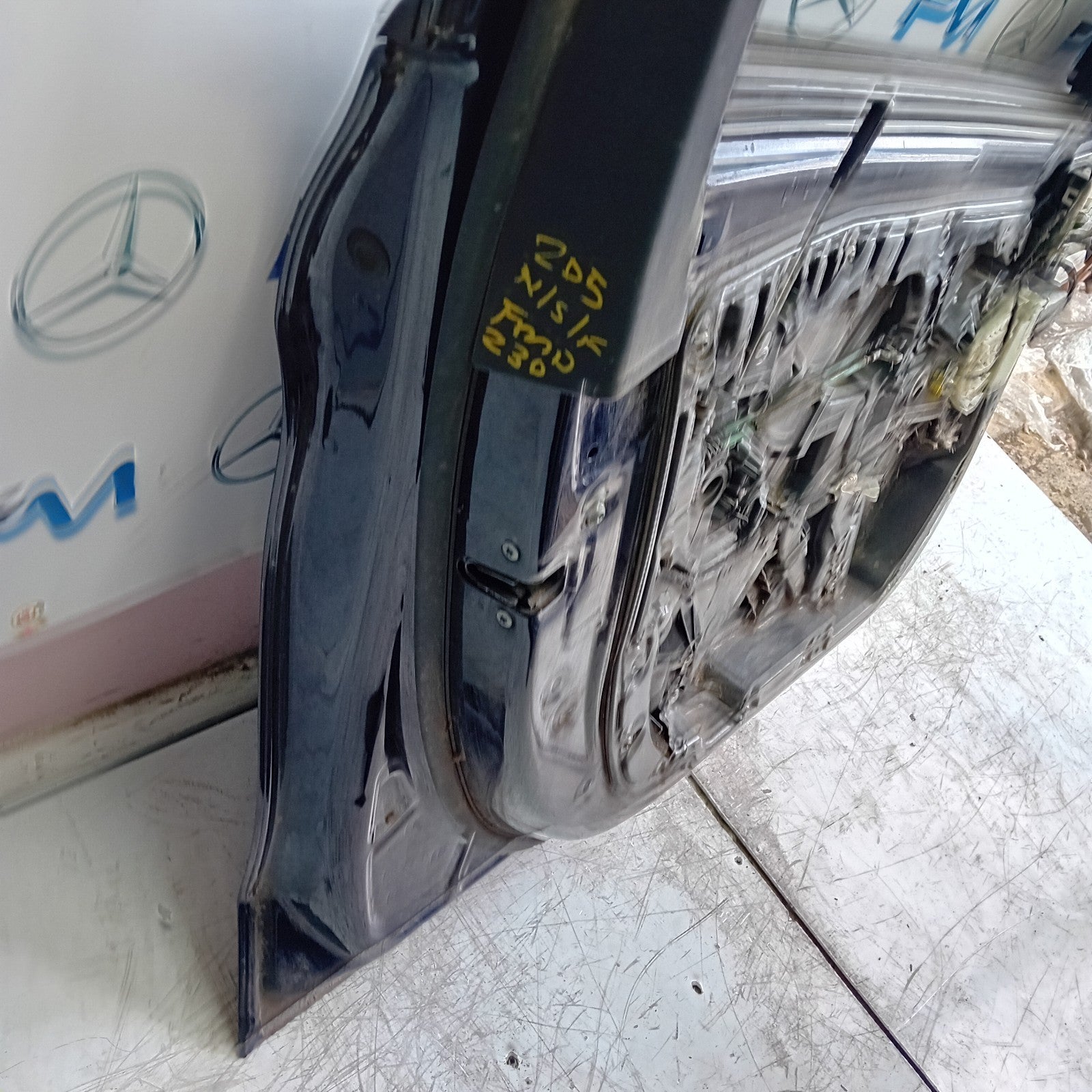 MERCEDES C-CLASS W205 PASSENGER FRONT DOOR NSF BLUE 2014 ON FMD230
