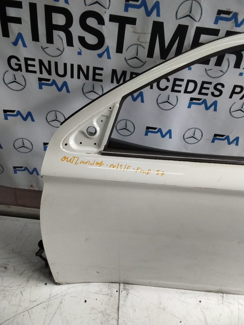 MITSUBISHI OUTLANDER PASSENGER SIDE FRONT DOOR N/S/F COMPLETE WHITE FMD57