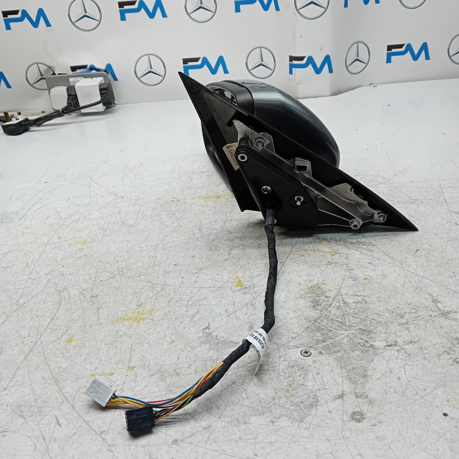 MERCEDES BENZ GLC W253 PASSENGER WING MIRROR NS GREY PL A2538103901 FMM85