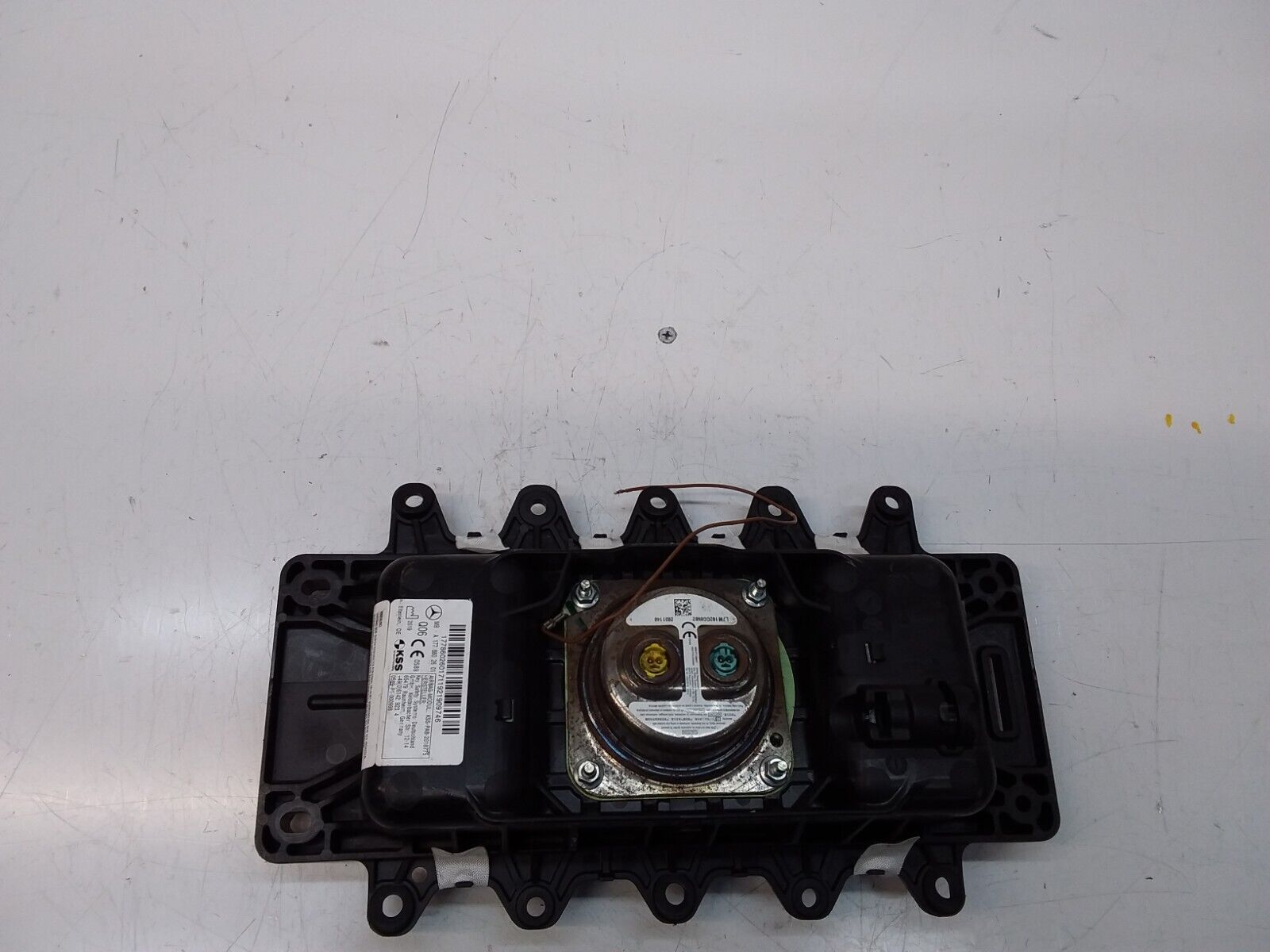 2019 MERCEDES BENZ A-CLASS W177 DRIVER SIDE KNEE AIRBAG A1778602601 FM00327