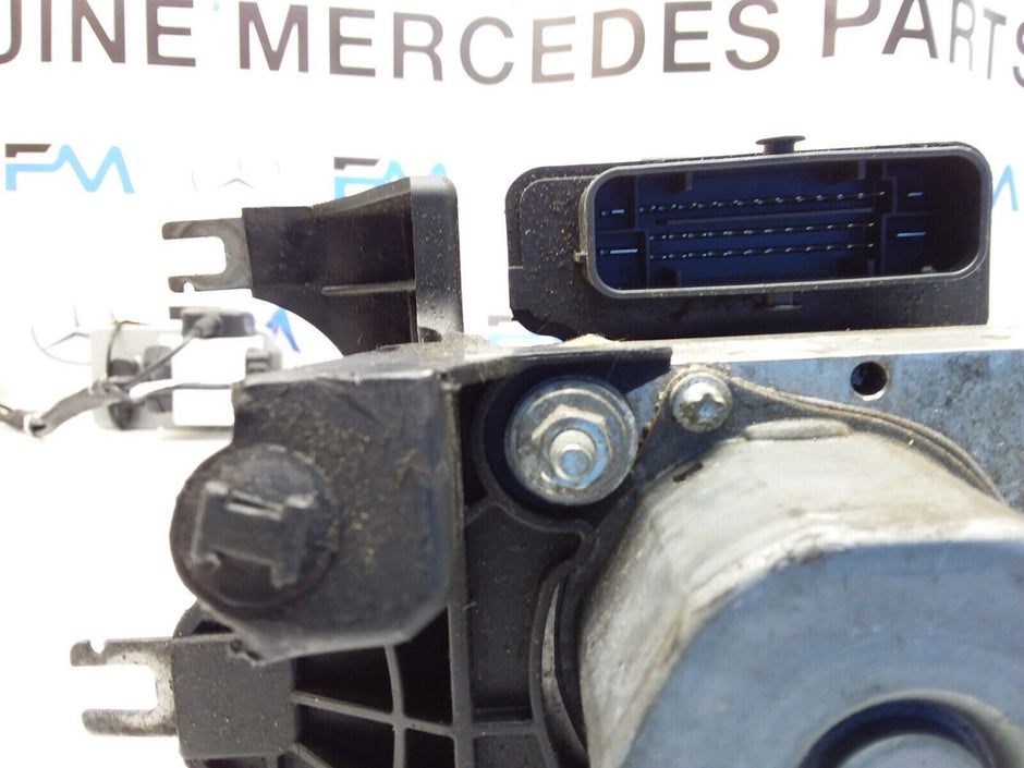 MERCEDES CLA W246 ABS PUMP MODULE CONTROL UNIT A2464300210 FM00423