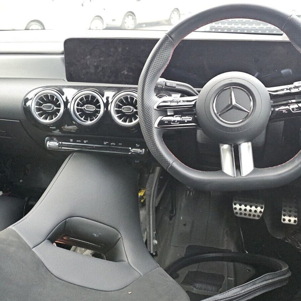 MERCEDES BENZ CLA W118 COUPE - BREAKING / ENGINE AND GEARBOX