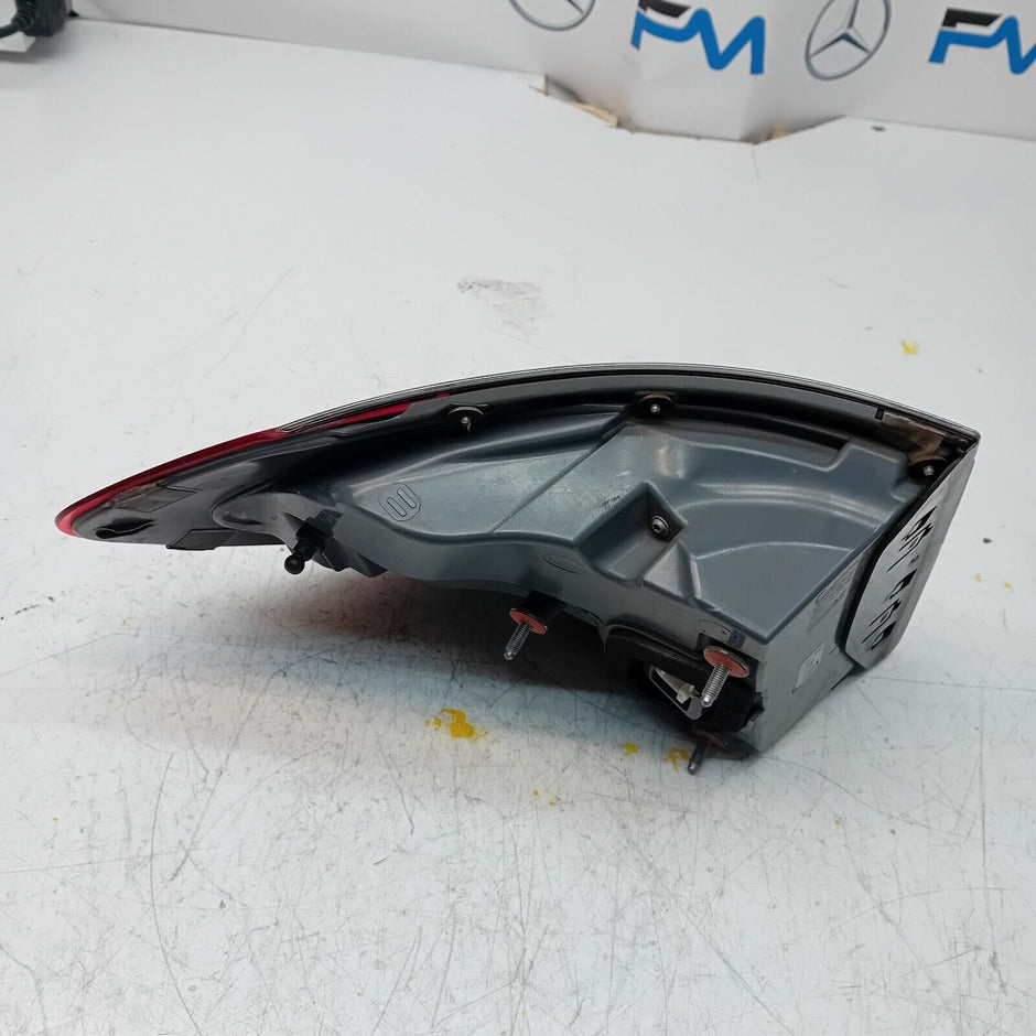 MERCEDES E-CLASS W213 REAR DRIVER O/S TAIL LIGHT FMT53