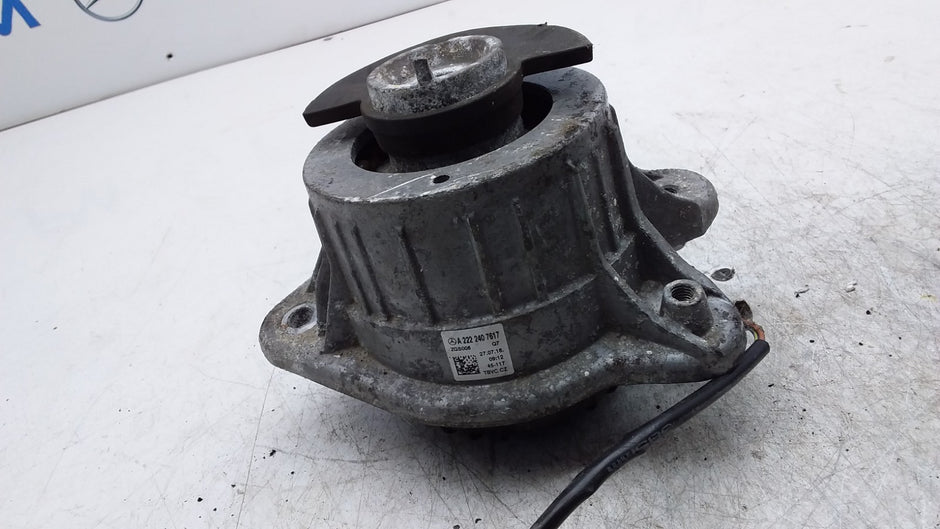 MERCEDES BENZ S-CLS W222 RIGHT ENGINE MOUNT A2222407617 FMR459