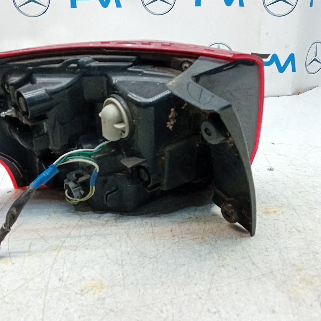 MITSUBISHI OUTLANDER MK3 DRIVER REAR OUTER TAIL LIGHT OSR 2014 FMT316