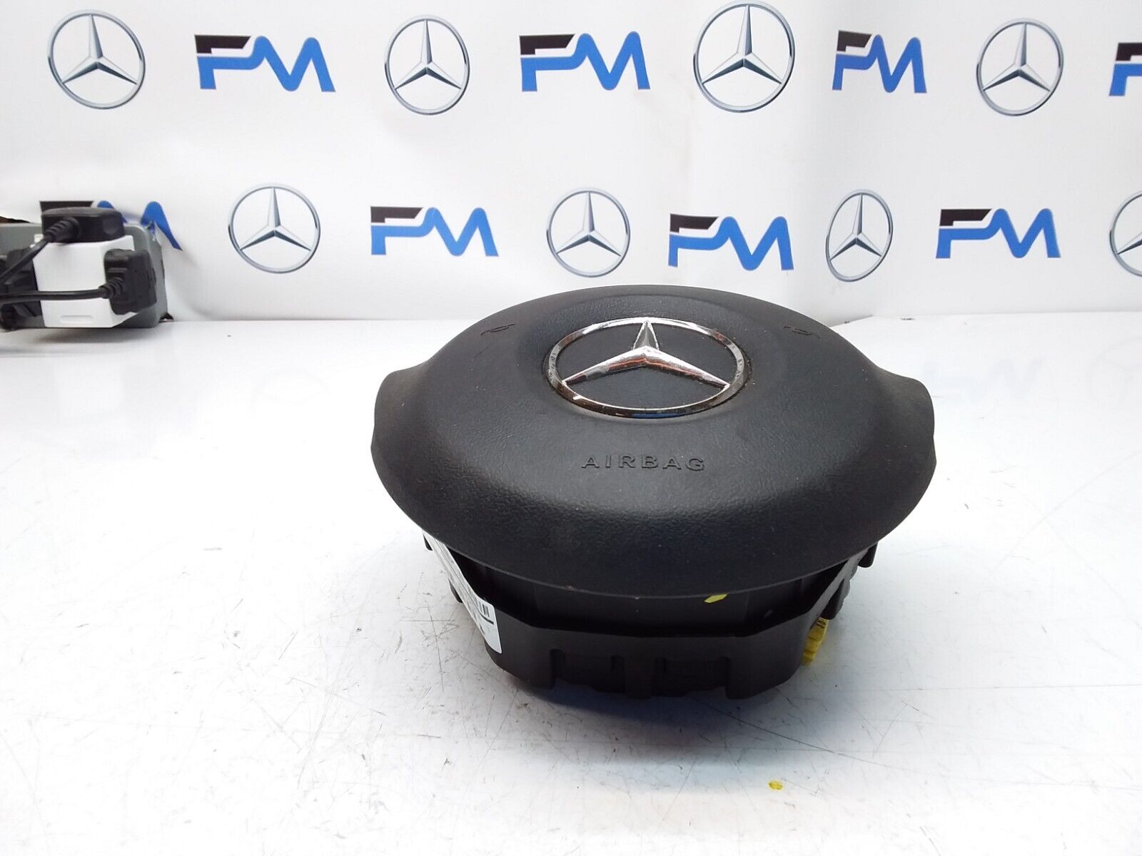 MERCEDES C-CLASS W205 STEERING WHEEL AIRBAG 308998798162-AD FM00483