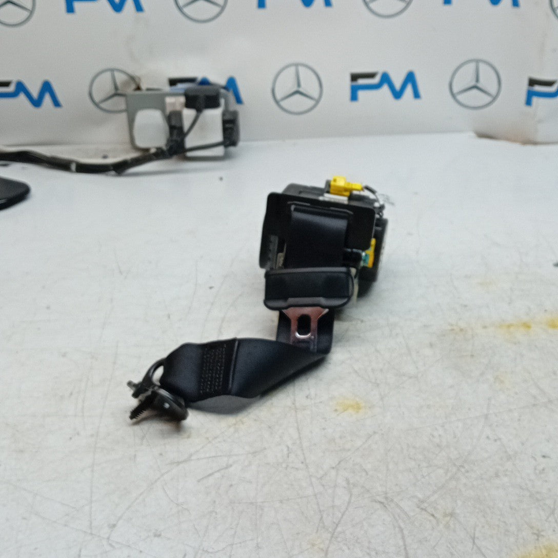 MERCEDES E-CLASS W213 REAR PASSENGER SIDE SEAT BELT BLACK A2138605301 FM001380