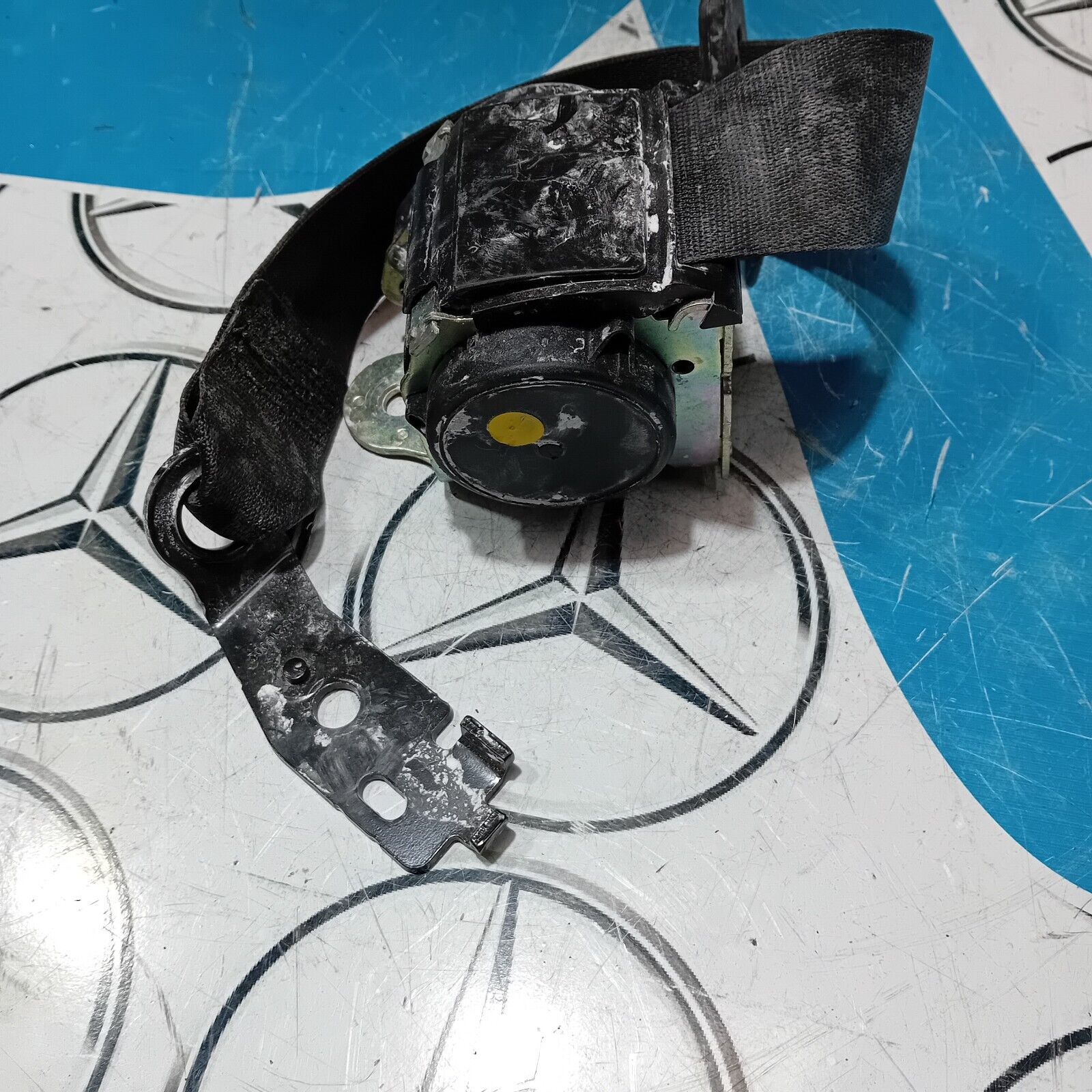 MERCEDES BENZ E CLASS W213 SALOON 2016-2021 REAR CENTRE SEAT BELT A2138601385