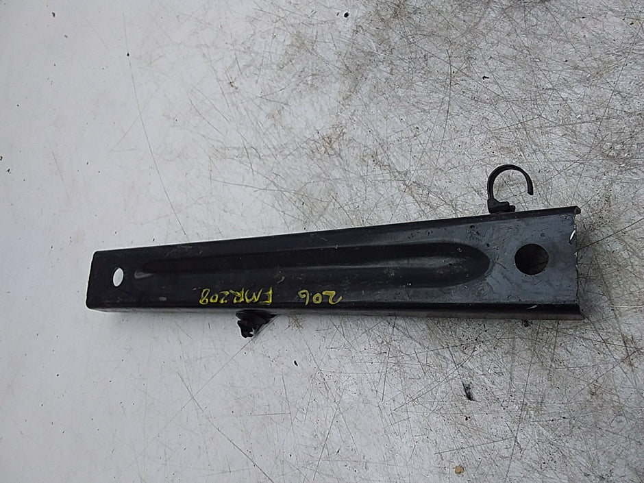 MERCEDES BENZ  C-CLASS W206 FRONT LEFT CROSSBAR A2066280300 FMR208