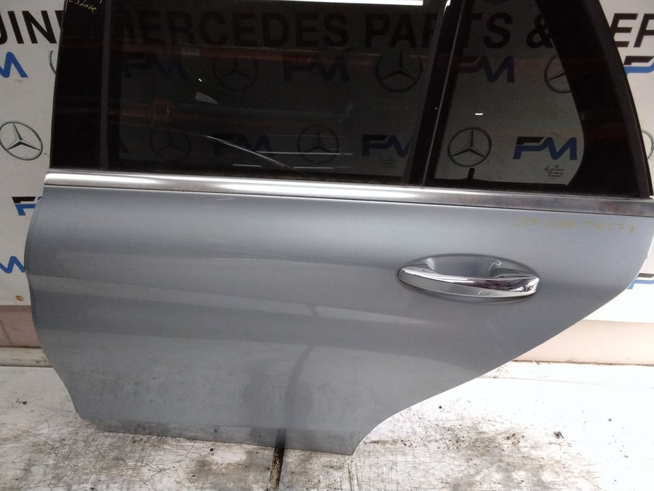 MERCEDES C-CLS W205 EST PASSENGER REAR DOOR NSR SILVER 2014-21 COMPLETE FMD579
