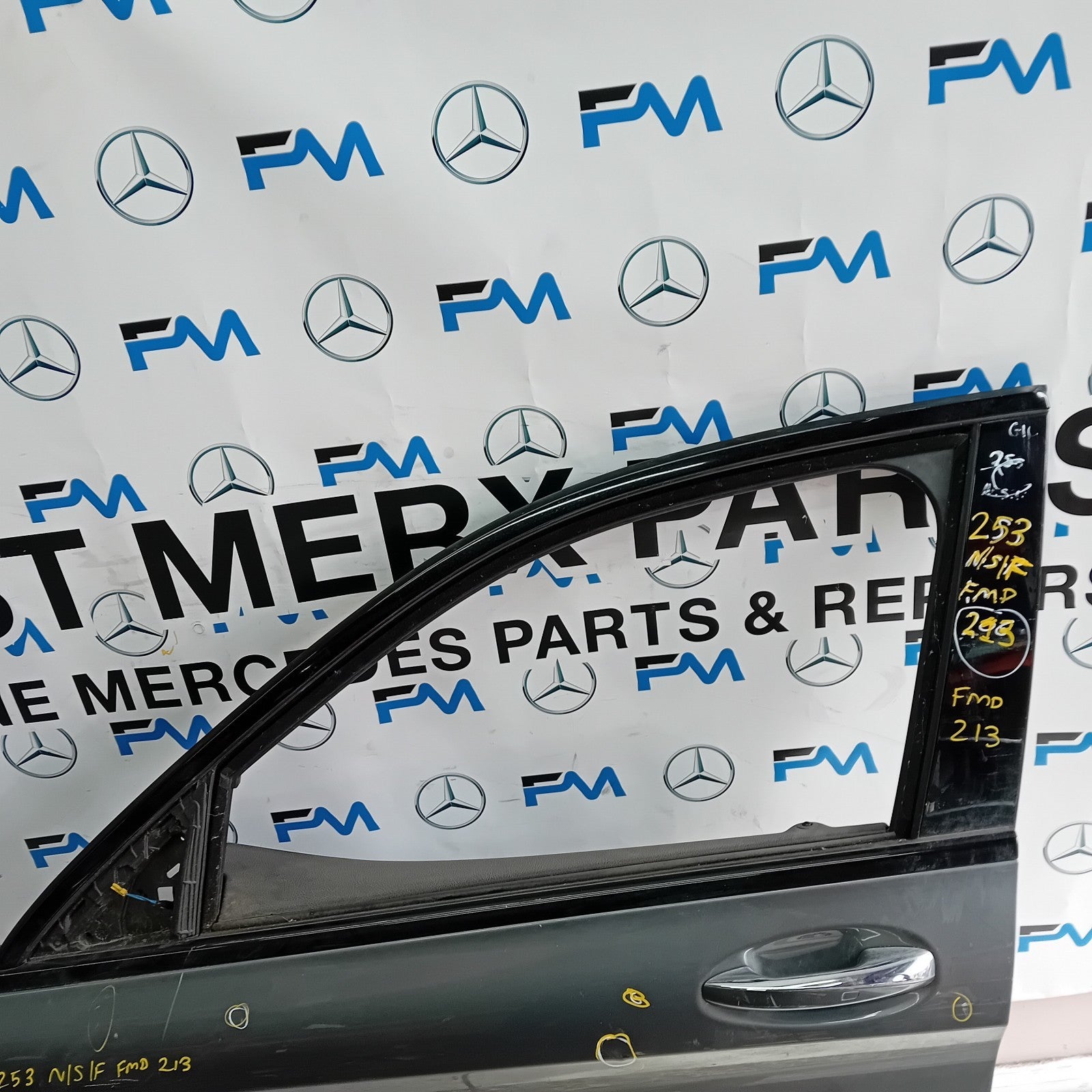 MERCEDES GLC X253 PASSENGER FRONT DOOR NSF BLACK 2016 ON GREY COMPLETE FMD213