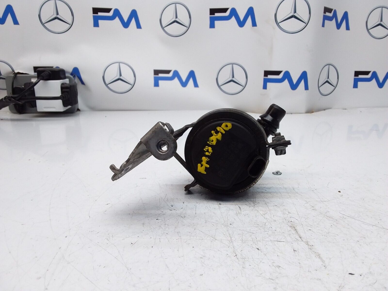Mercedes E-CLASS W213 ELECTRIC COOLANT WATER PUMP A0005004386 FM00610 2023