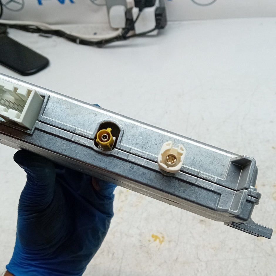 MERCEDES C-CLASS W213 BLUETOOTH PARKING CONTROL MODULE A2139000414 FM001260