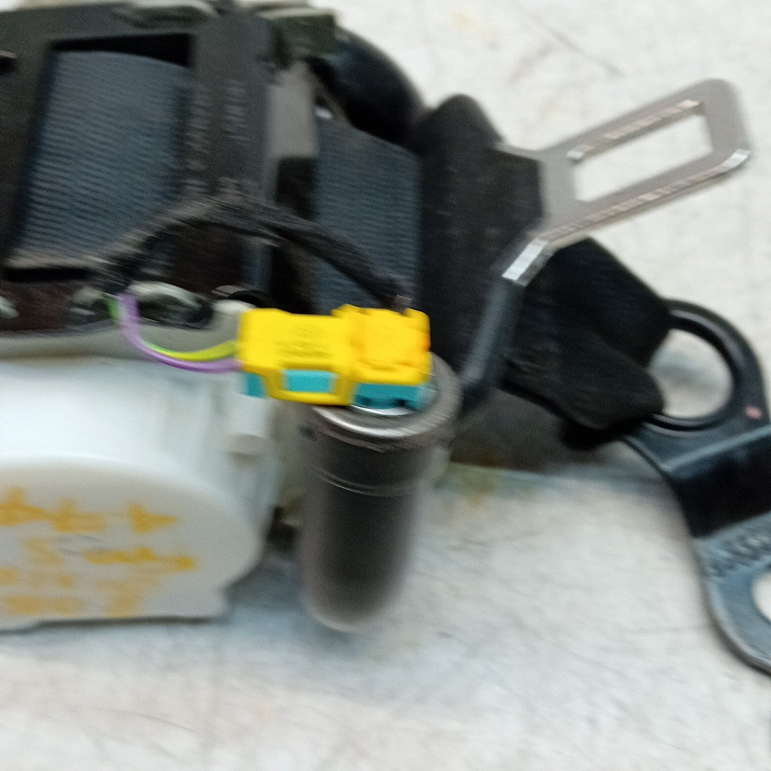 MERCEDES C-CLASS W205 SEAT BELT REAR RIGHT DRIVER SIDE OSR A2058600685 FMS474