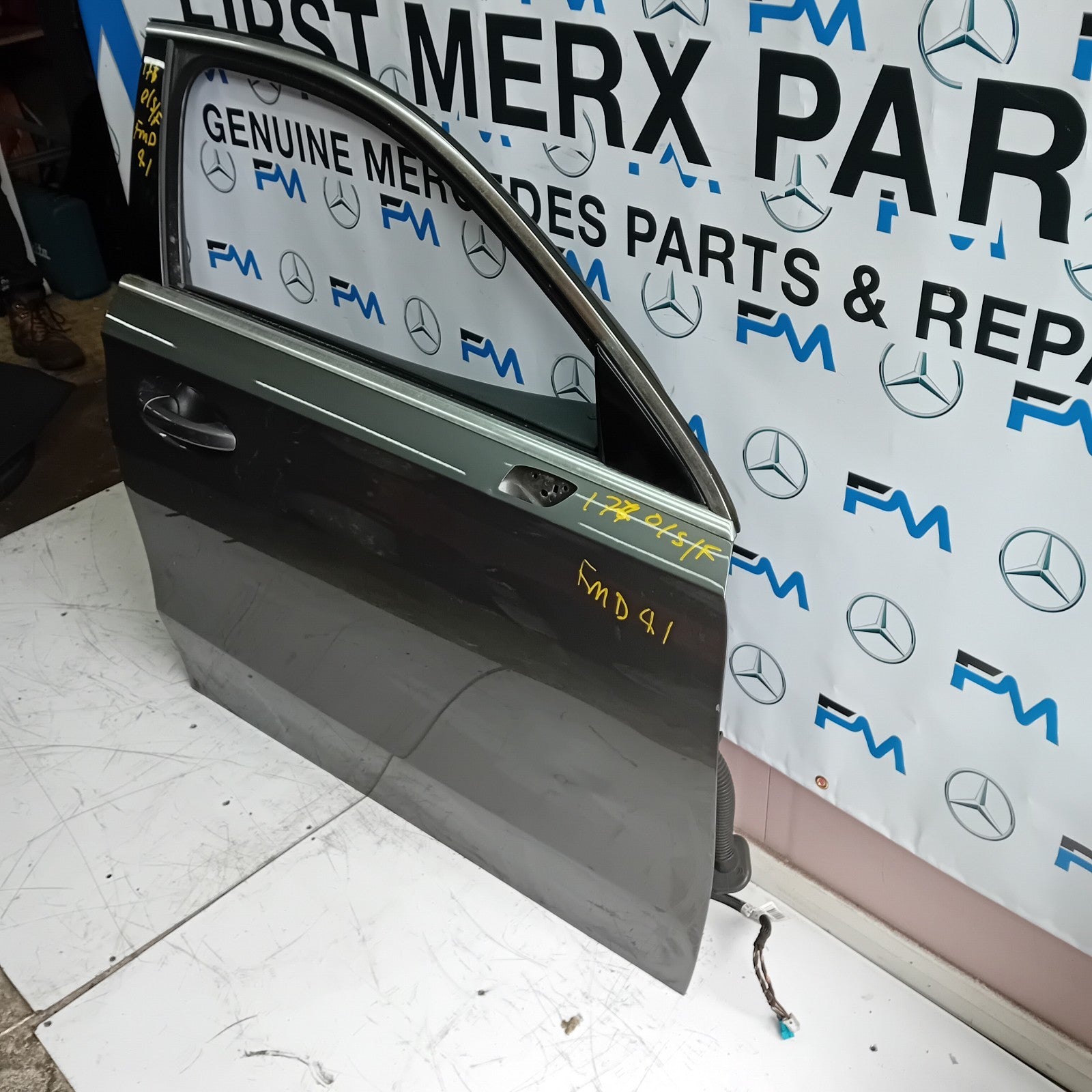 MERCEDES BENZ A-CLASS W177 DRIVER SIDE FRONT DOOR O/S/F COMPLETE GREY FMD41